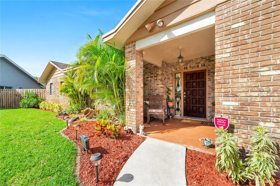 1191 NW 77th Ave, Plantation, FL 33322 - Image #3