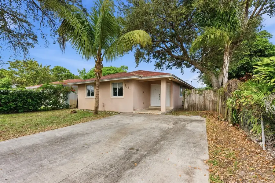5723 SW 40th St, West Park, FL 33023 - Image #2