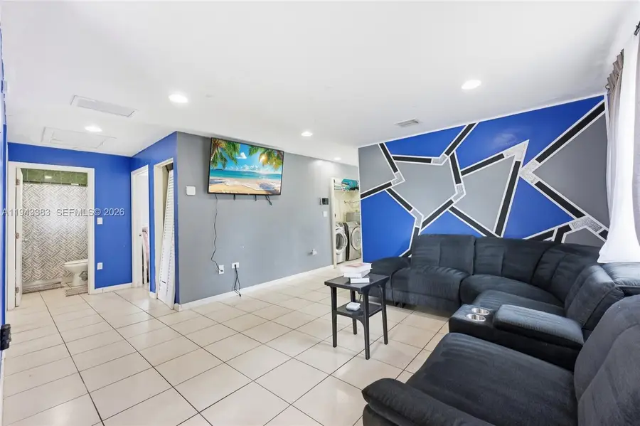 5723 SW 40th St, West Park, FL 33023 - Image #3