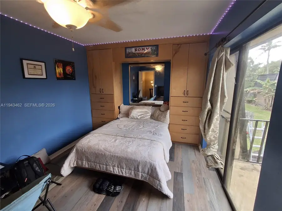 279 Woodland Rd, Palm Springs, FL 33461 - Image #3