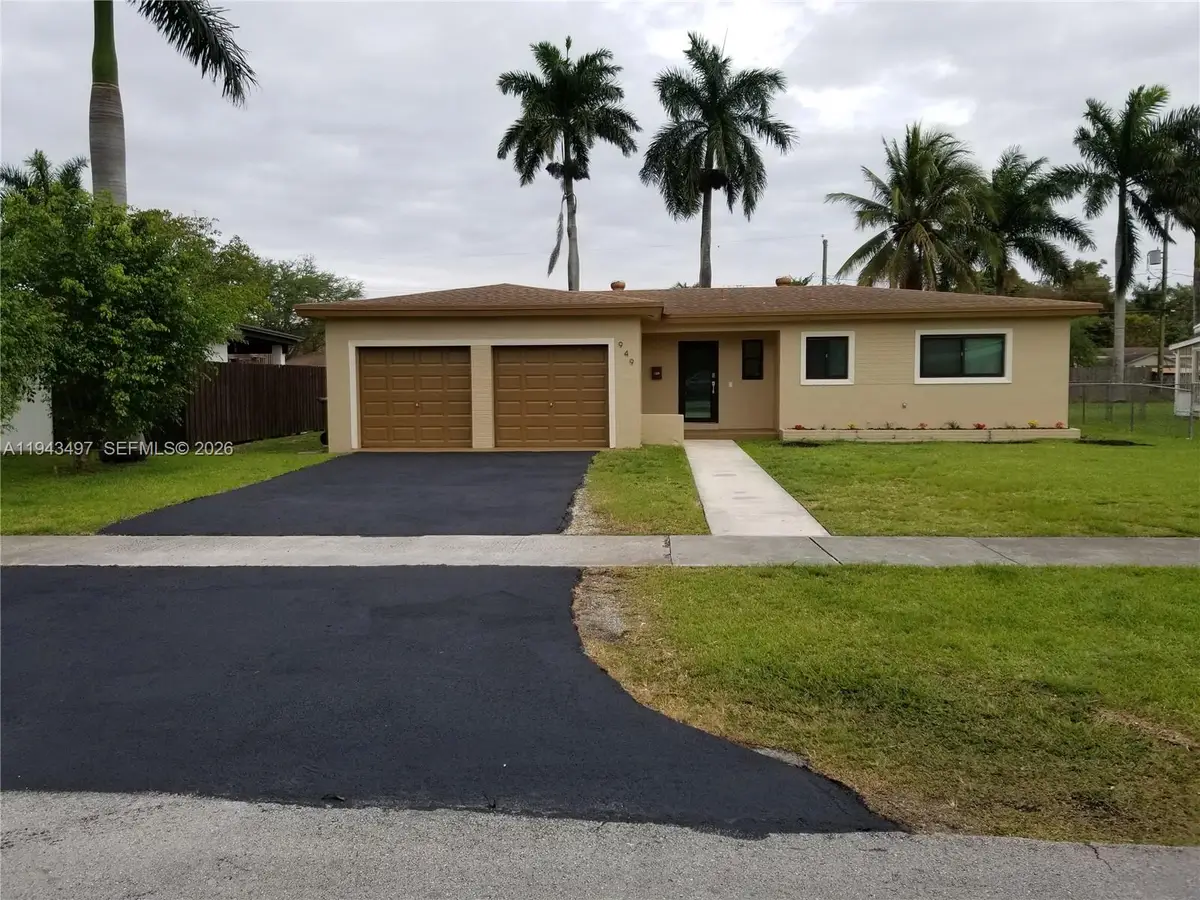 949 NW 10th St, Homestead, FL 33030 - Image #1