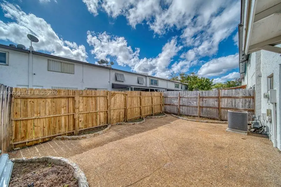 10920 SW 71st St, Miami, FL 33173 - Image #2