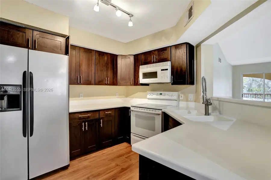 2485 NW 33rd St #1612, Oakland Park, FL 33309 - Image #2