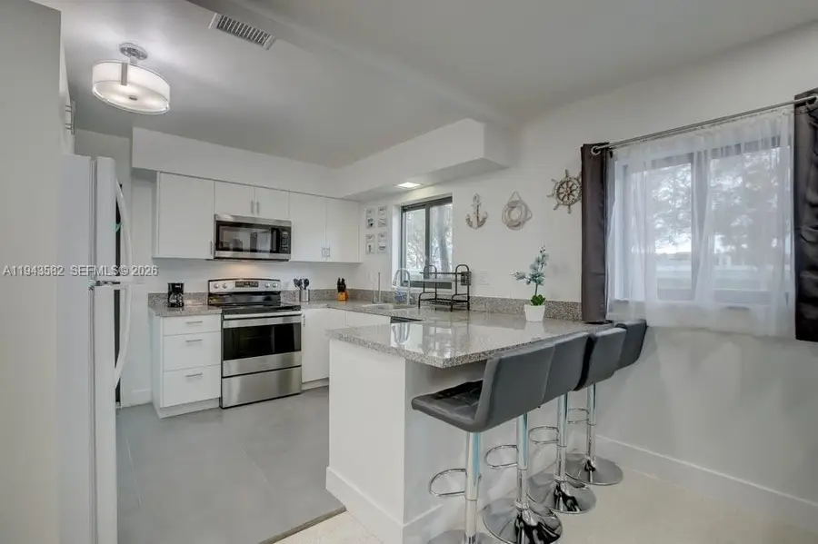 1700 SW 20th St, Fort Lauderdale, FL 33315 - Image #2