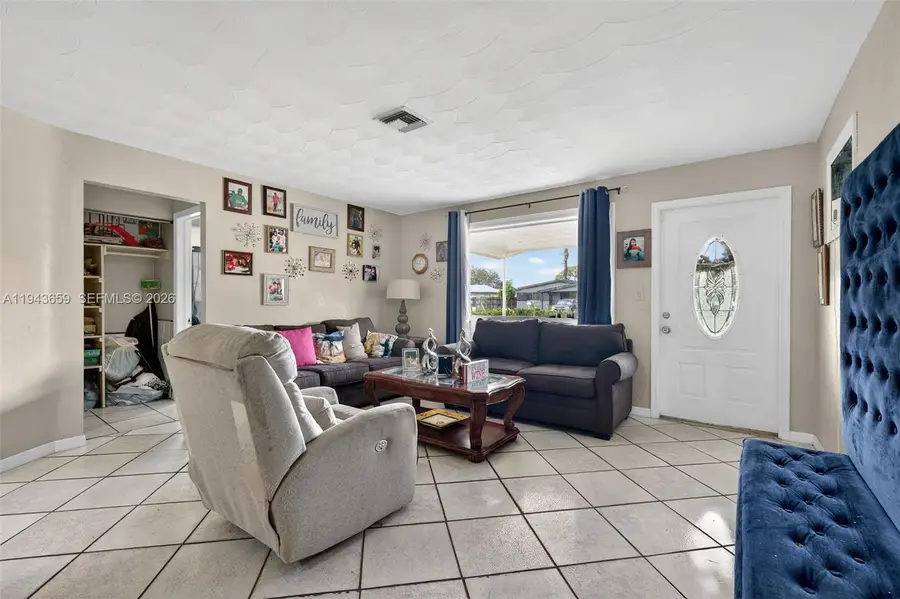 890 NW 35th Ave, Lauderhill, FL 33311 - Image #2