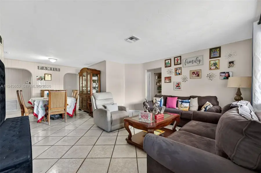 890 NW 35th Ave, Lauderhill, FL 33311 - Image #3