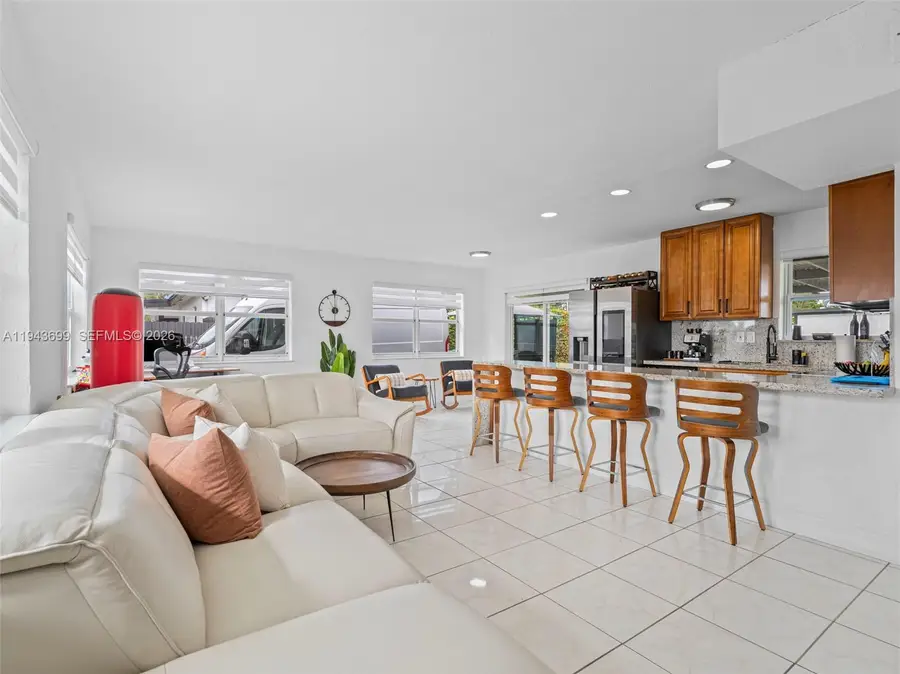 11401 SW 56th St, Miami, FL 33165 - Image #3