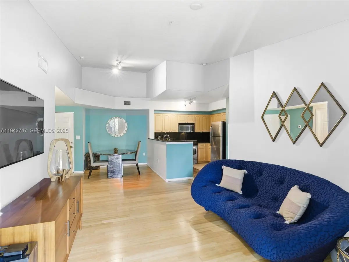 6861 SW 44th St #304, Miami, FL 33155 - Image #1