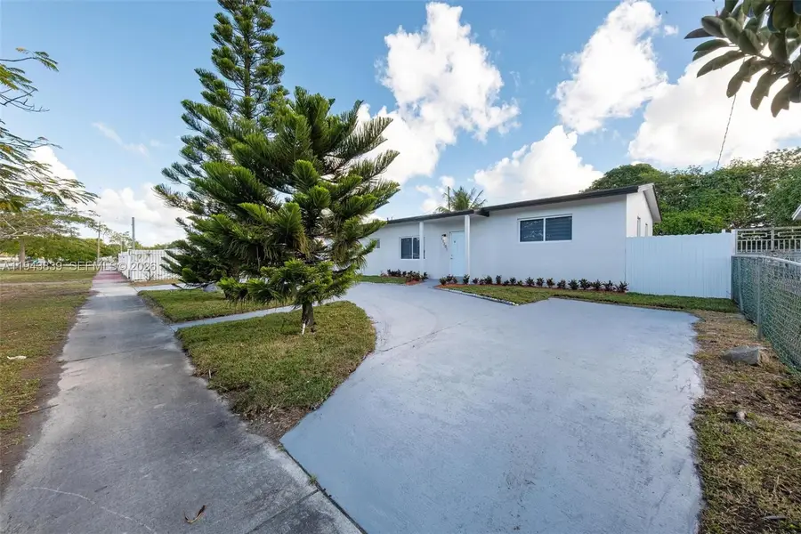 17201 NW 42nd Ave, Miami Gardens, FL 33055 - Image #2
