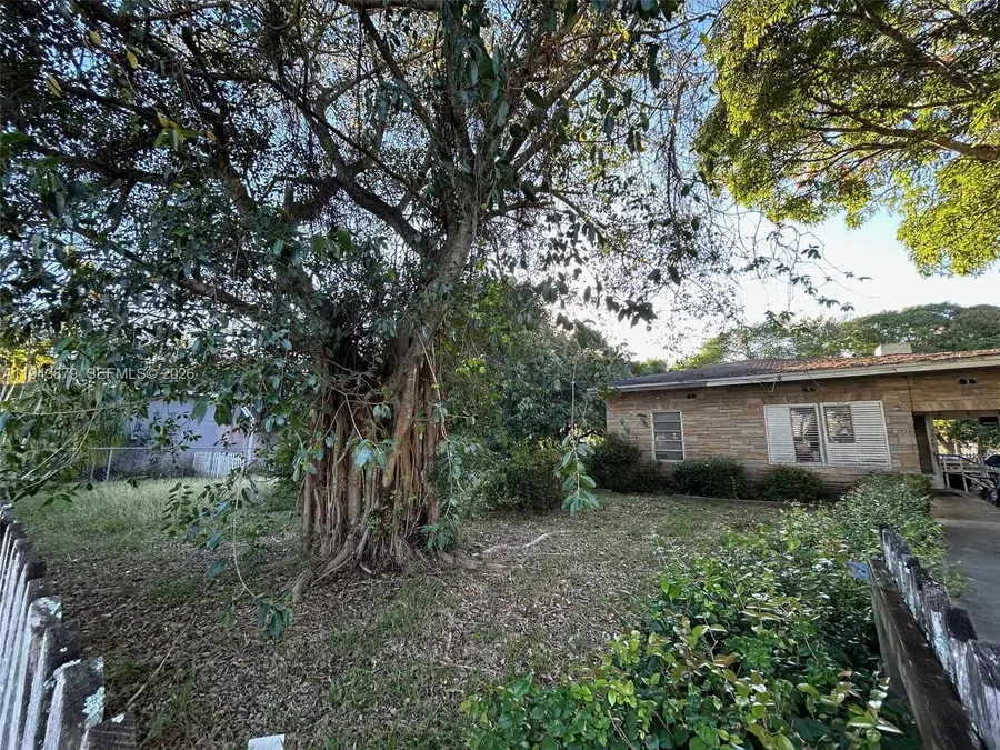 6500 SW 60th Ave, South Miami, FL 33143 - Image #2