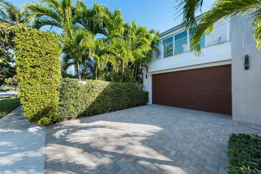 2516 NE 32nd Ave, Fort Lauderdale, FL 33305 - Image #3