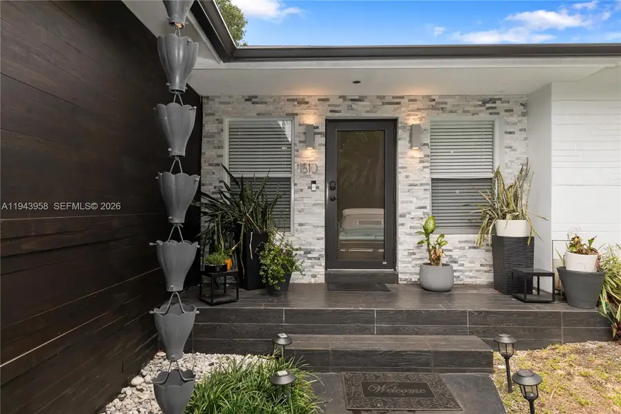 11810 W Biscayne Canal Rd, Miami, FL 33161 - Image #3