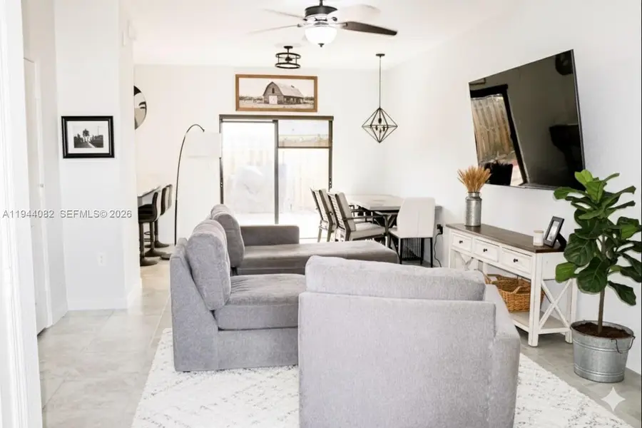 11238 SW 250th Ter, Homestead, FL 33032 - Image #2