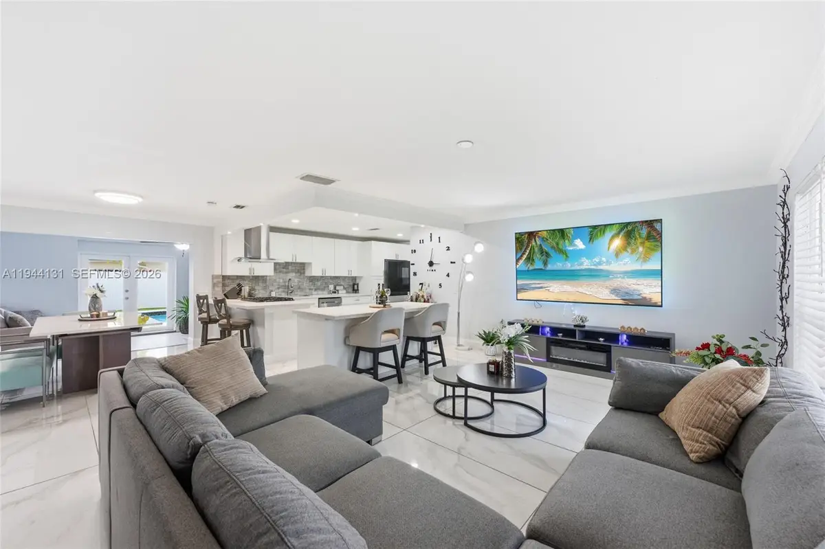 9771 NW 24th Pl, Sunrise, FL 33322 - Image #1