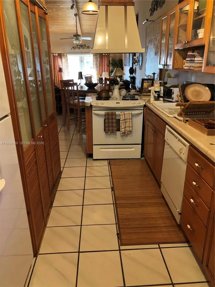 13636 SW 102nd Ln, Miami, FL 33186 - Image #1