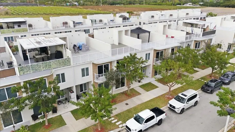 25874 SW 144th Ct, Homestead, FL 33032 - Image #2