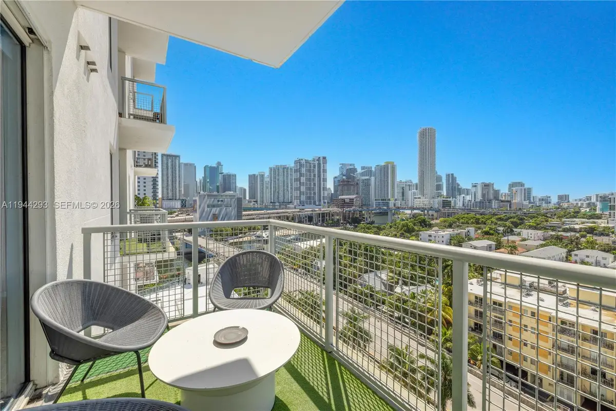 10 SW South River Dr #1111, Miami, FL 33130 - Image #1