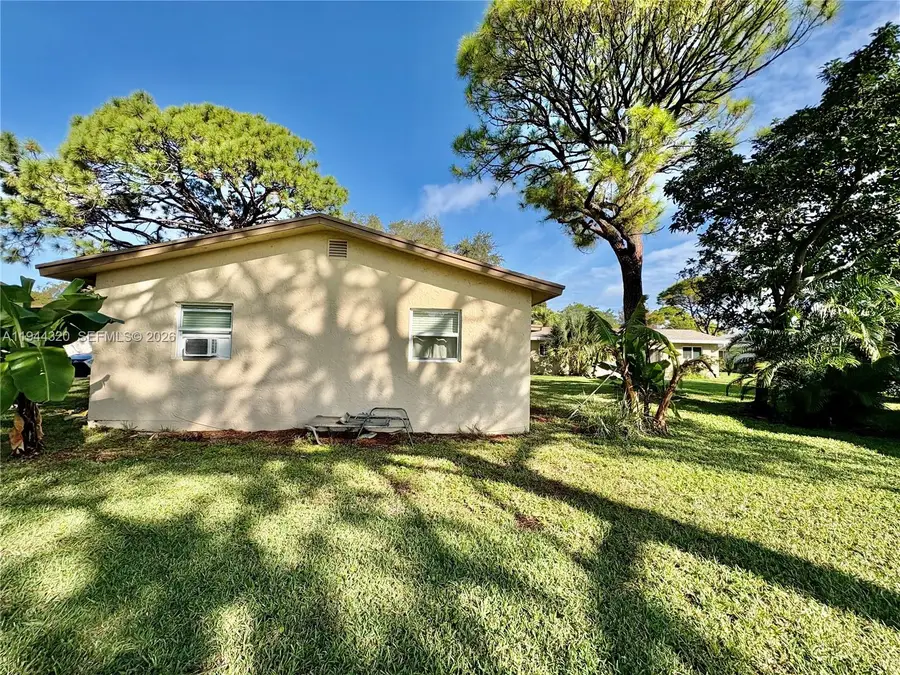 412 SW Natura Ave, Deerfield Beach, FL 33441 - #3