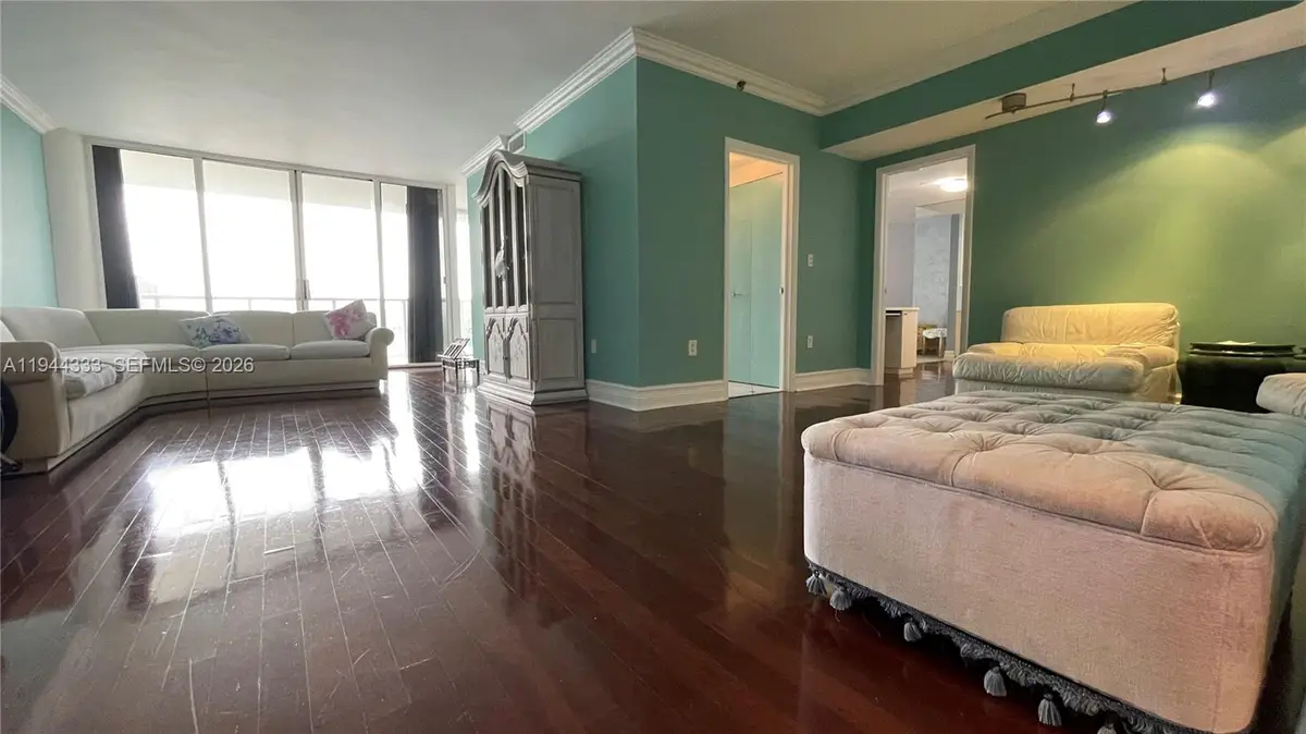 4000 Island Blvd #1105, Aventura, FL 33160 - Image #1