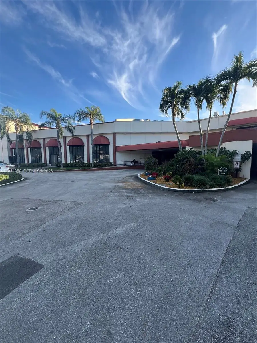 8900 Washington Blvd #402, Pembroke Pines, FL 33025 - Image #2