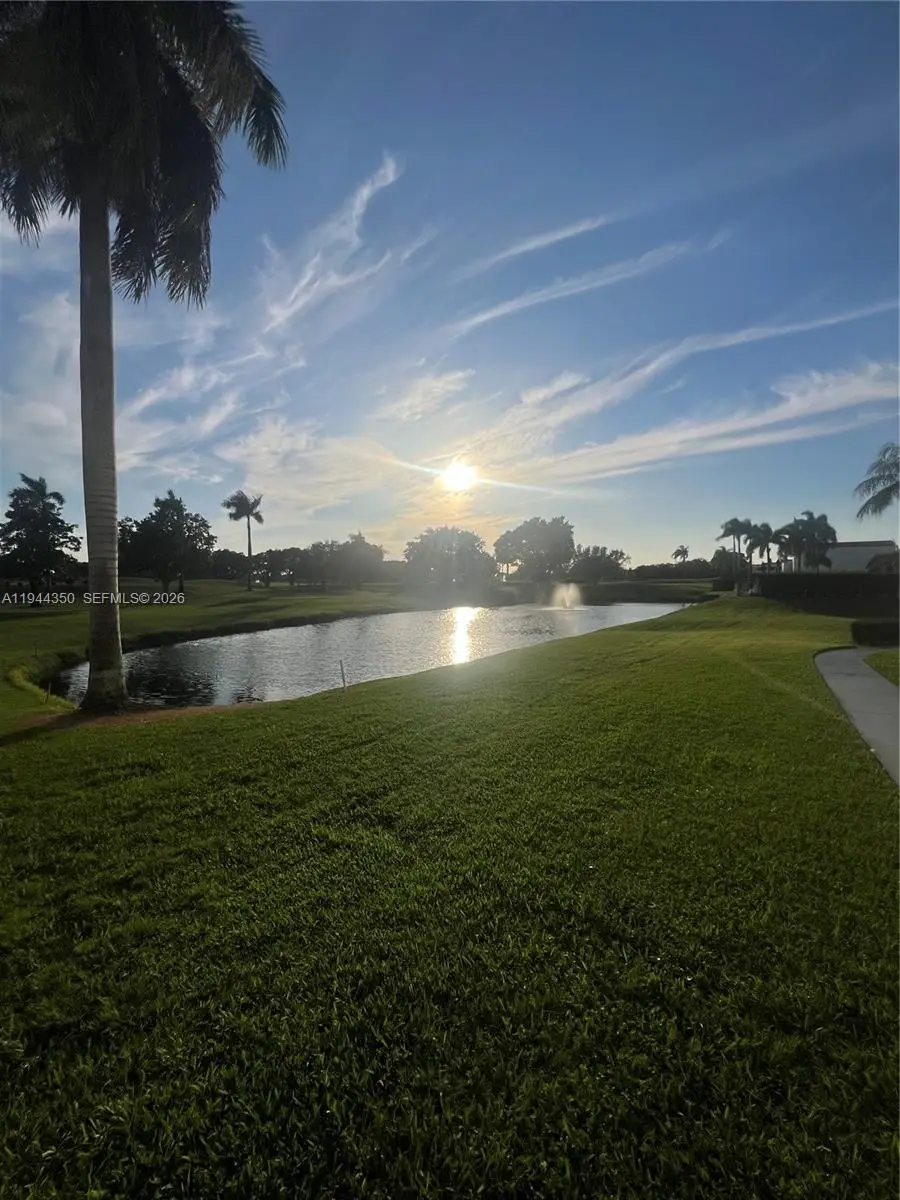 8900 Washington Blvd #402, Pembroke Pines, FL 33025 - Image #3