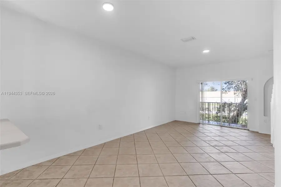 5670 NW 116th Ave #219, Doral, FL 33178 - Image #3