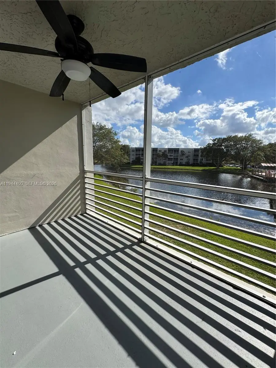 9330 Lagoon Pl #201, Davie, FL 33324 - Image #2