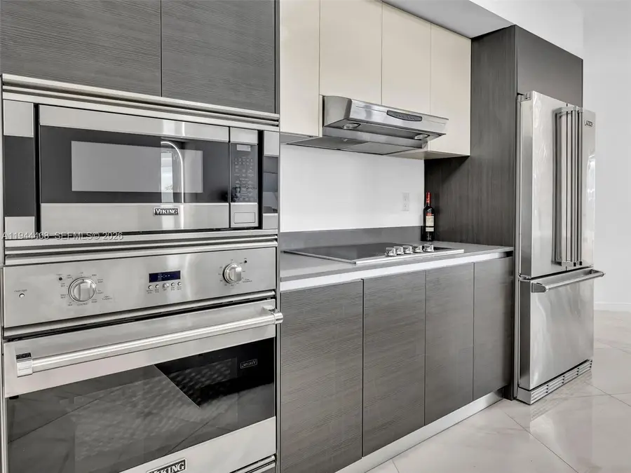 9821 E Bay Harbor Dr #302, Bay Harbor Islands, FL 33154 - Image #3