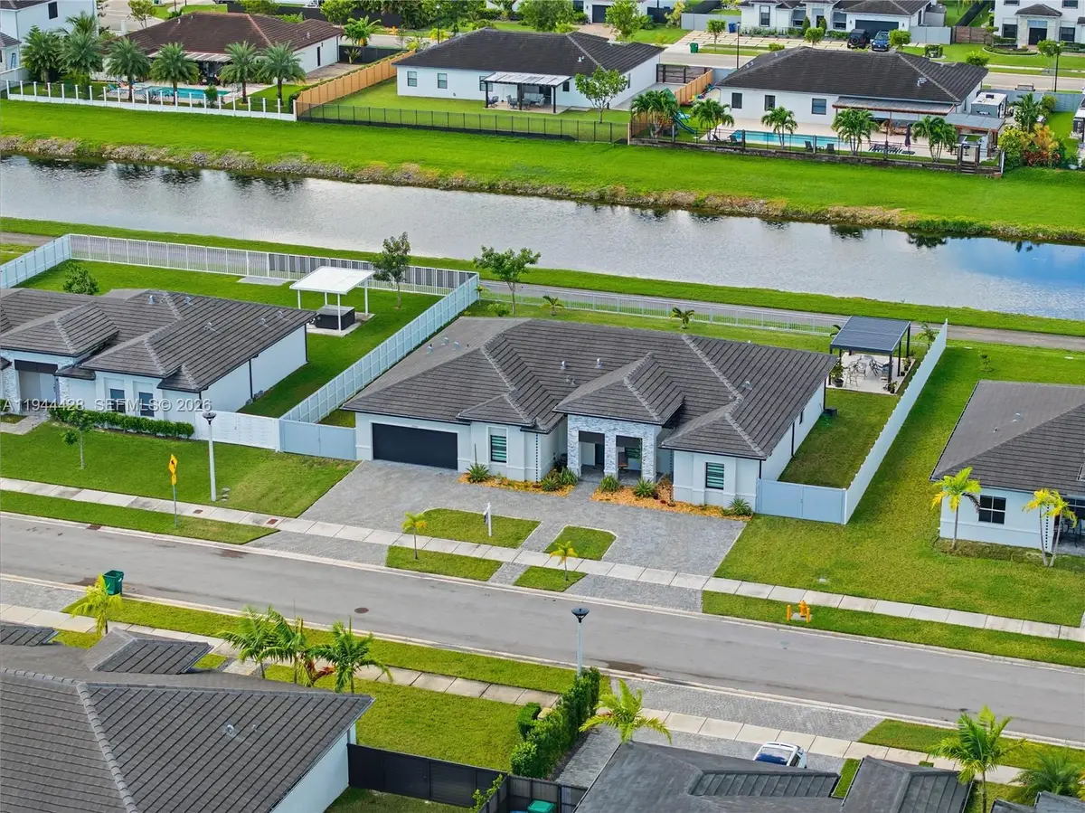 19080 SW 133 Ct, Miami, FL 33177 - Image #1