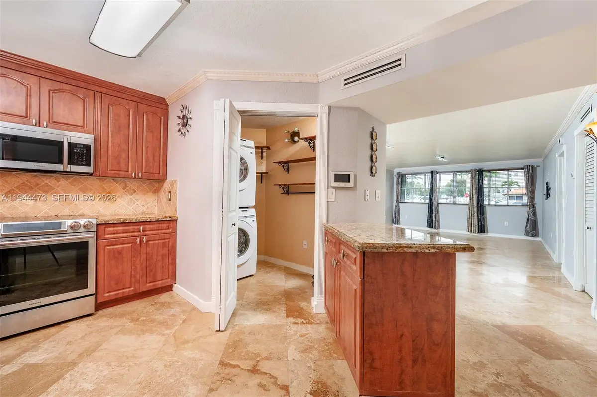 6175 NW 186th St #112, Hialeah, FL 33015 - Image #1