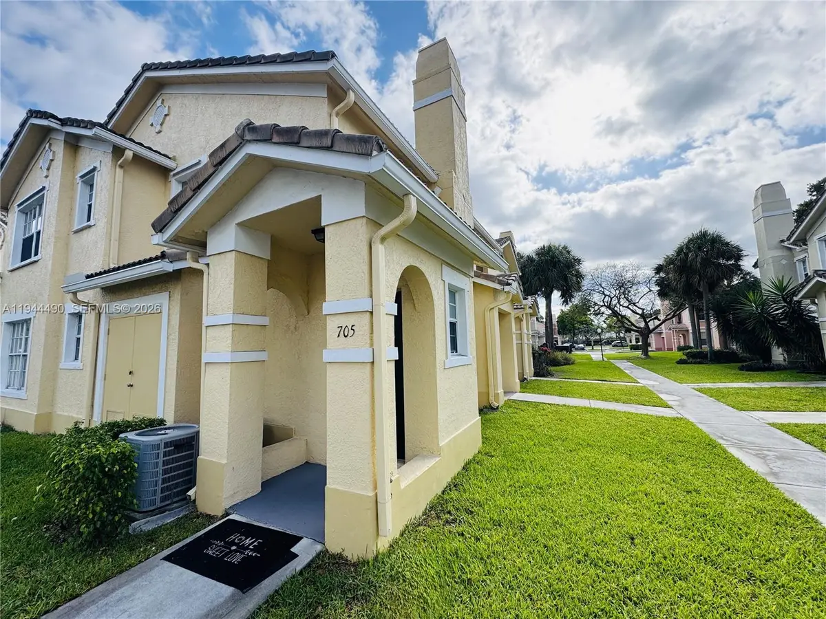 705 Belmont Ln #705, North Lauderdale, FL 33068 - Image #1