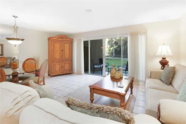 1425 Atlantic Shores Blvd #110, Hallandale Beach, FL 33009