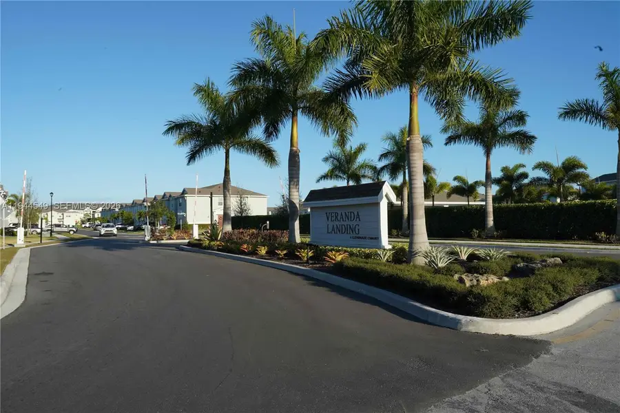 870 SE Grovebush, Port Saint Lucie, FL 34984 - #2