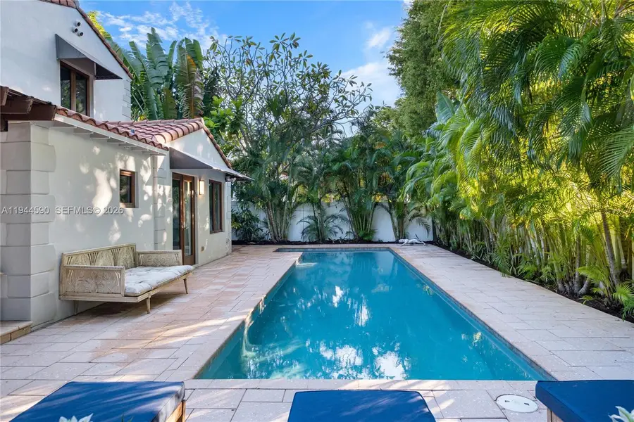 320 W 26th St, Miami Beach, FL 33140 - Image #2