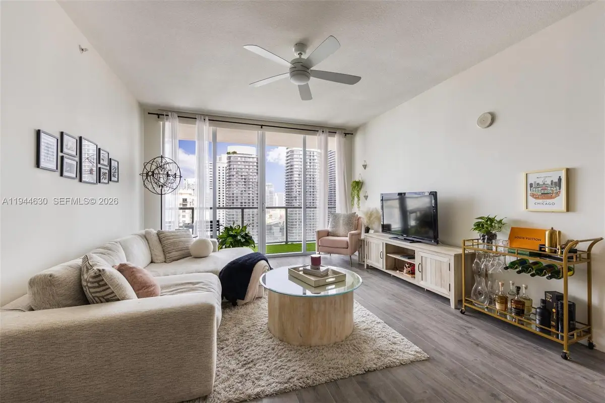 1111 SW 1st Ave #3723-N, Miami, FL 33130 - Image #1