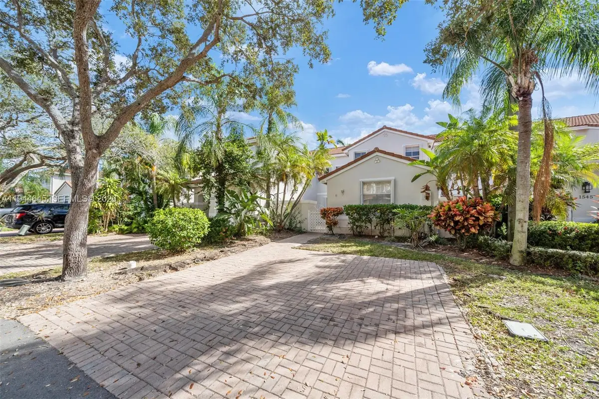 1551 Seagrape Way, Hollywood, FL 33019 - Image #1