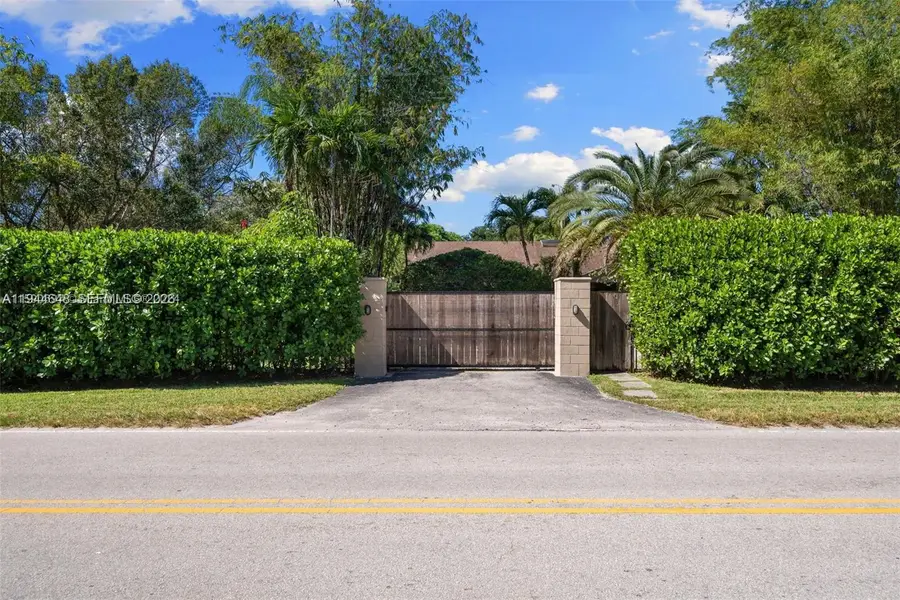 6411 SW 185th Way, Southwest Ranches, FL 33332 - Image #3