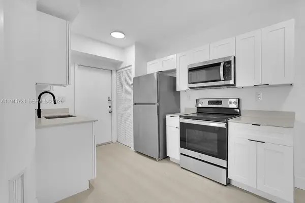 1814 NW 2nd Ct, Miami, FL 33136