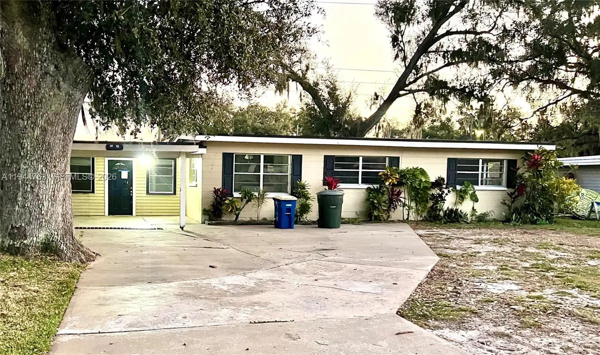 565 Forrest Dr, Bartow, FL 33830 - Image #1