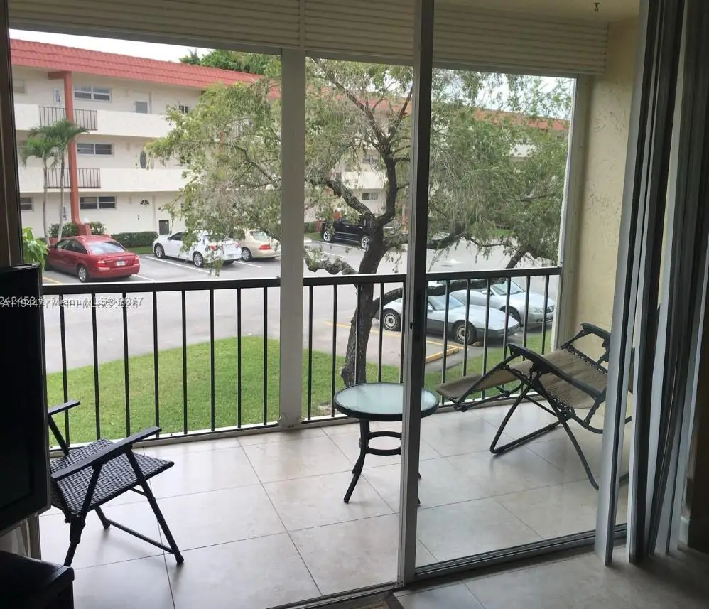 311 S Hollybrook Dr #202, Pembroke Pines, FL 33025 - Image #1