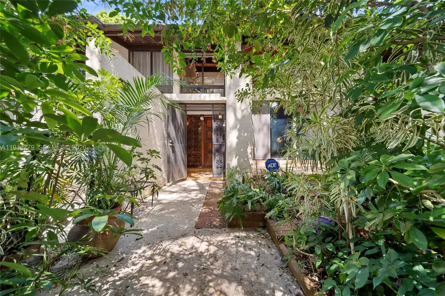 19432 NE 26th Ave #92D, Miami, FL 33180 - #2