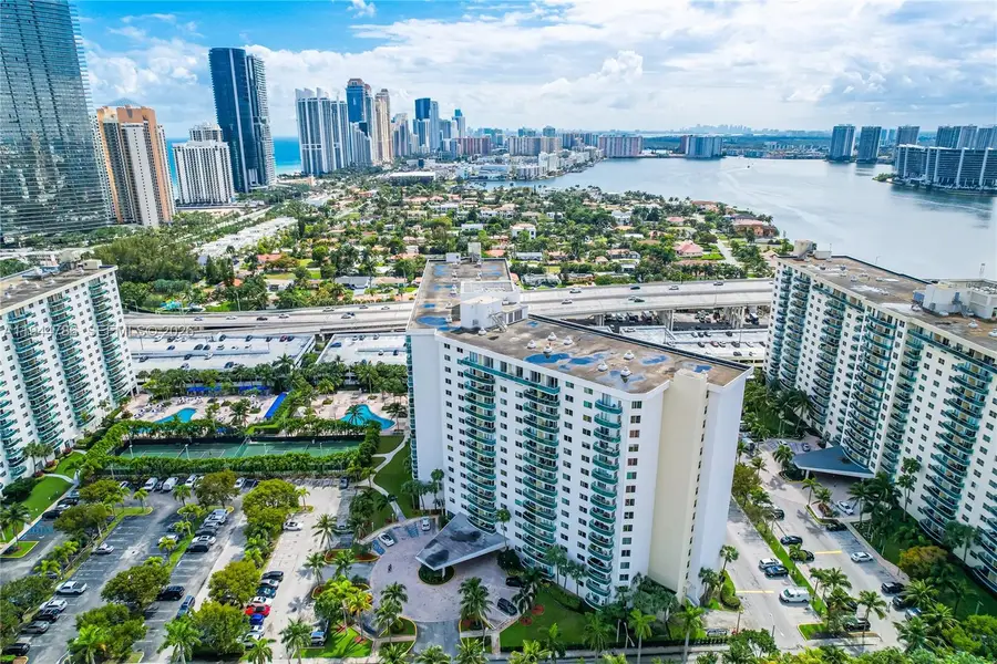 19380 Collins Ave #307, Sunny Isles Beach, FL 33160 - Image #2