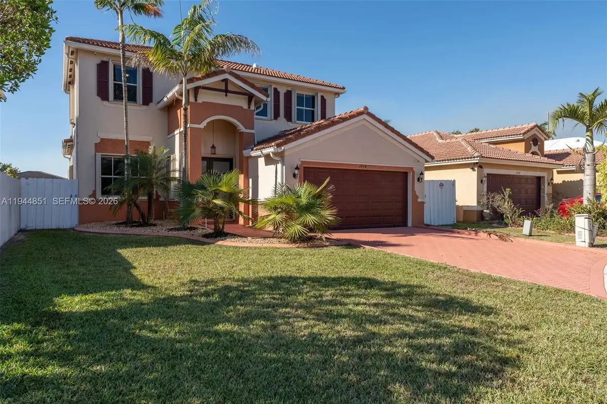 1856 NE 3rd Ct, Homestead, FL 33033 - Image #1
