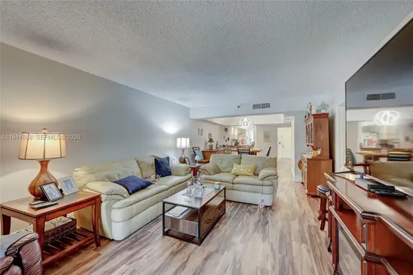 23344 Carolwood Ln #303, Boca Raton, FL 33428