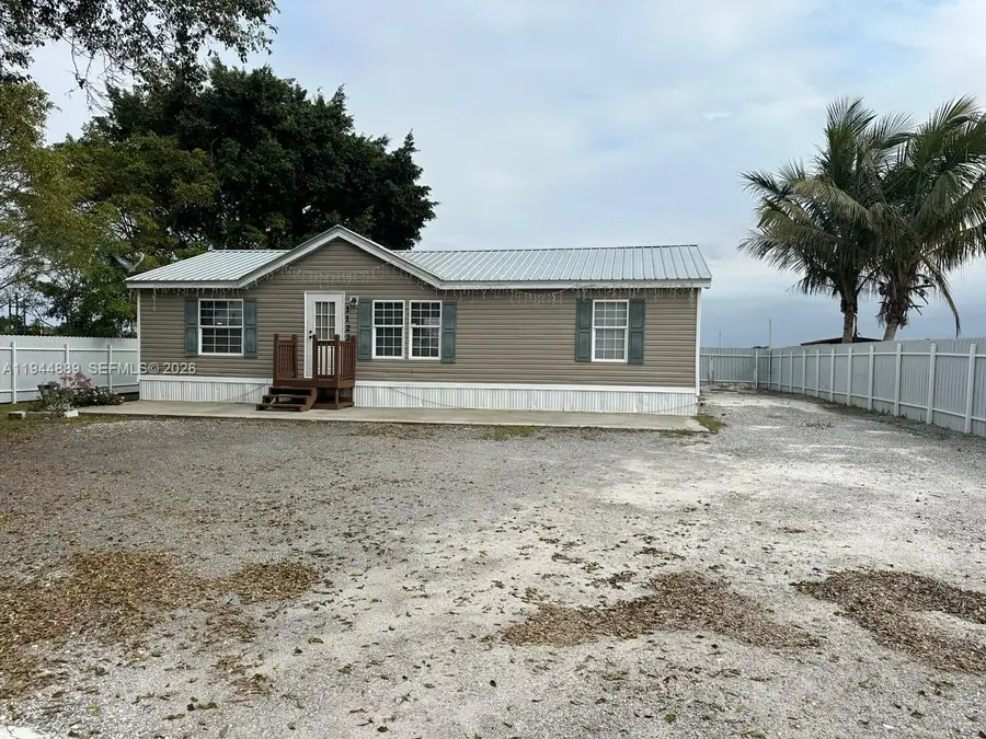 1122 Johnson Rd, Clewiston, FL 33440 - #2