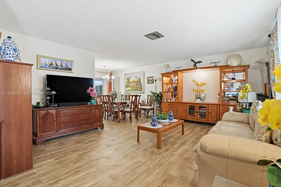 9417 NW 70th Pl, Tamarac, FL 33321 - Image #3