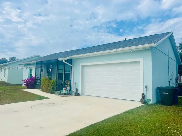 562 Flamingo Rd, Venice, FL 34293