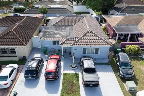 14726 SW 82nd Ter, Miami, FL 33193