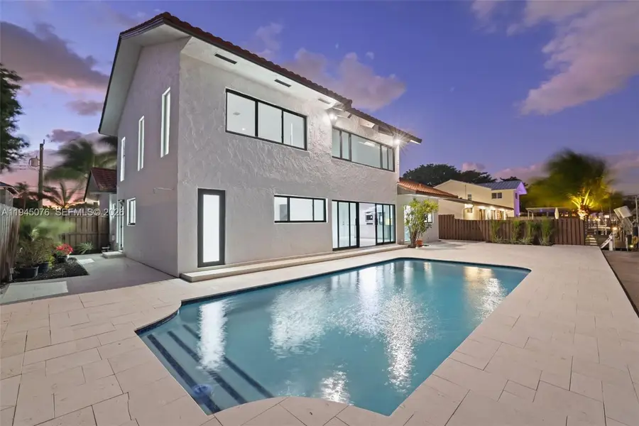 340 SE 13th Ave, Pompano Beach, FL 33060 - Image #2