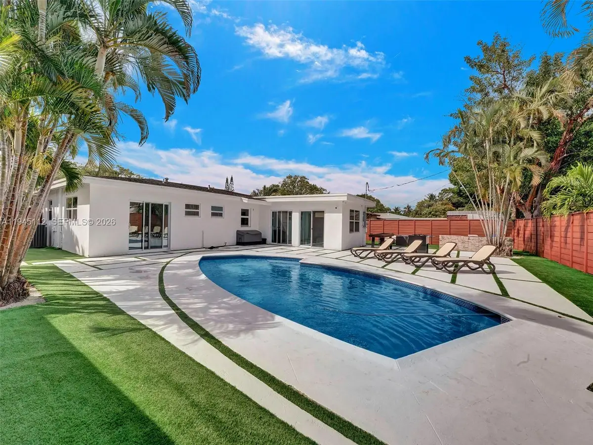 2461 SW 16th Ct, Fort Lauderdale, FL 33312 - Image #1